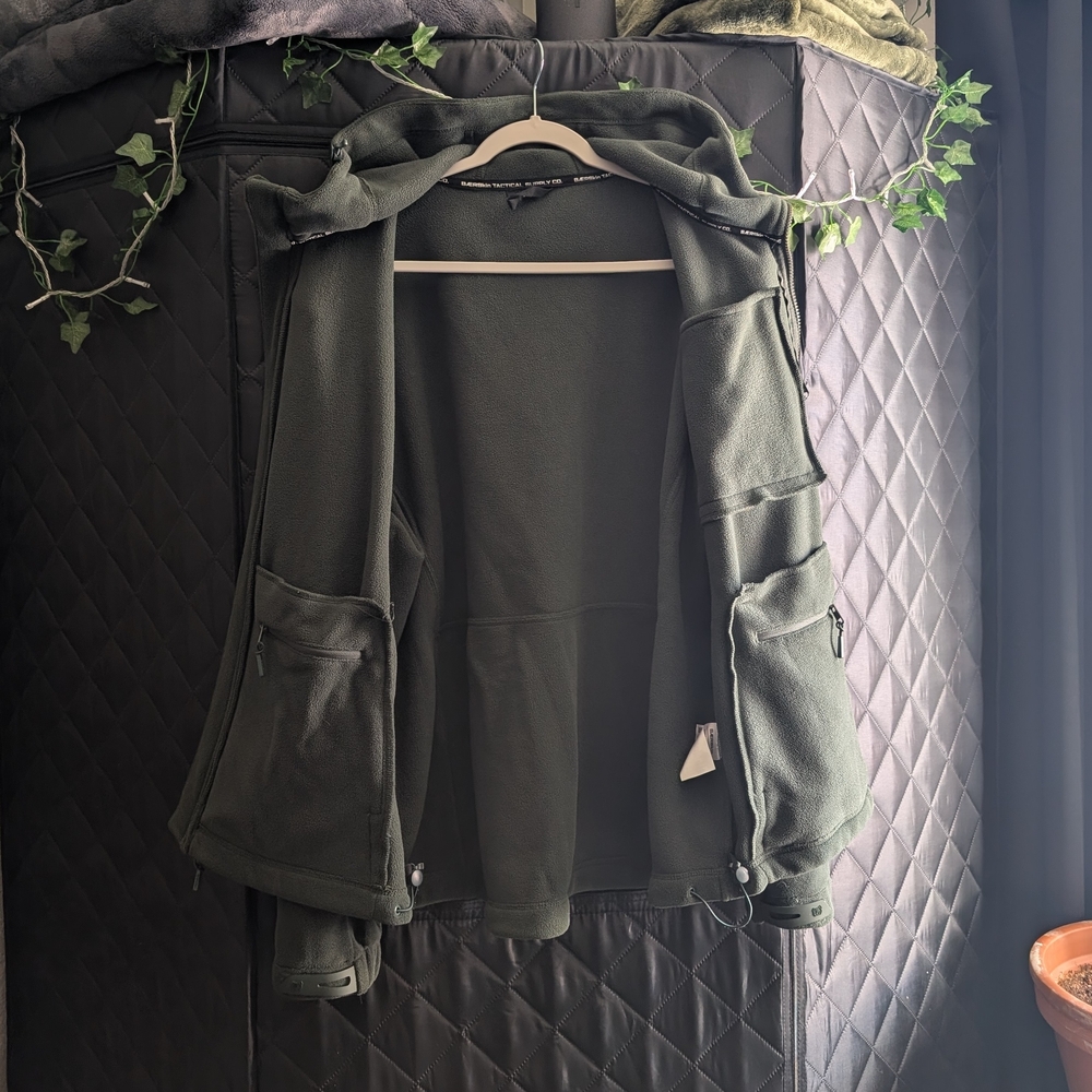 Green Fleece Zip-Up Jacket - Picture 3 of 4